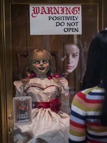 Poster for Annabelle Comes Home, one of the most fun horror movies 2019.